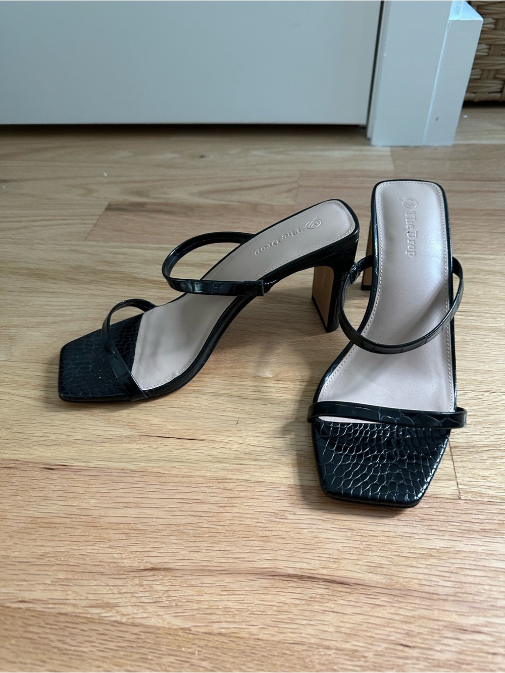 Women's Black Croc-Embossed Square-Toe Heeled Sandals